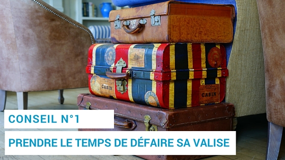 Défaire sa valise à l'hôtel