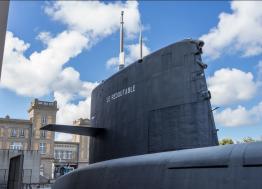 A Cherbourg, Le Redoutable est le premier sous-marin nucléaire visitable au monde.