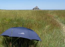 Le Parapluie de Cherbourg et le Mont Saint-Michel s’associent pour une création inédite