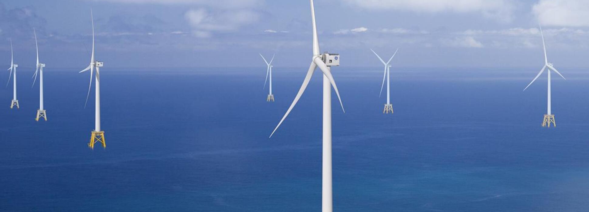 En inaugurant l'usine LM Wind Power  le 6 novembre 2019, Cherbourg-en-Cotentin s'impose comme la place centrale de la filière de l’éolien en mer